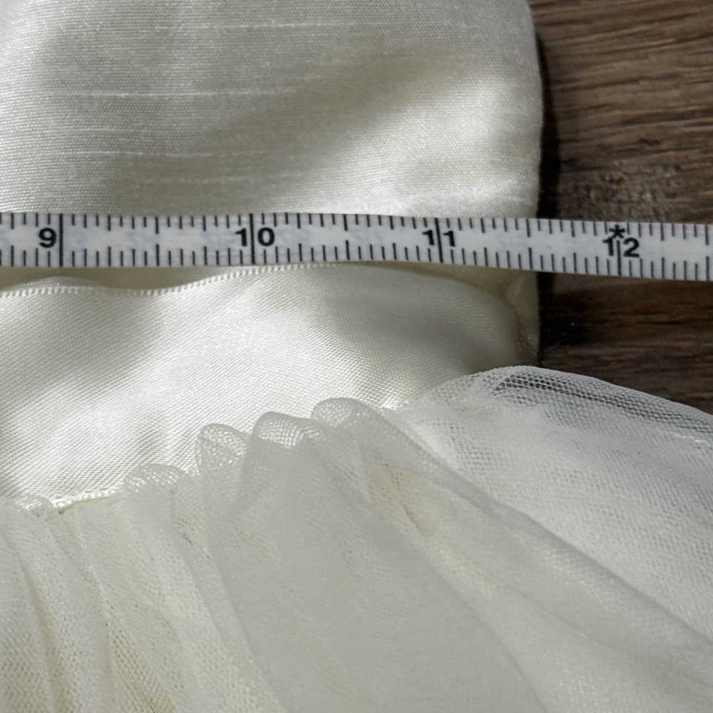 Pippa & Julie Girls Formal Dress, Size 5, Cream, Tulle, Flower Girl, Sleeveless - Picture 8 of 11
